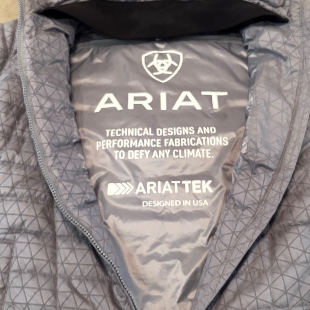Ariat Western wear Silver/ Gray Quilted Jacket